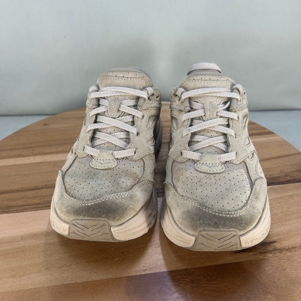 Hoka One One Clifton L Suede Shifting Sand Womens Size 7 Cushioned Comfort - Picture 2 of 9